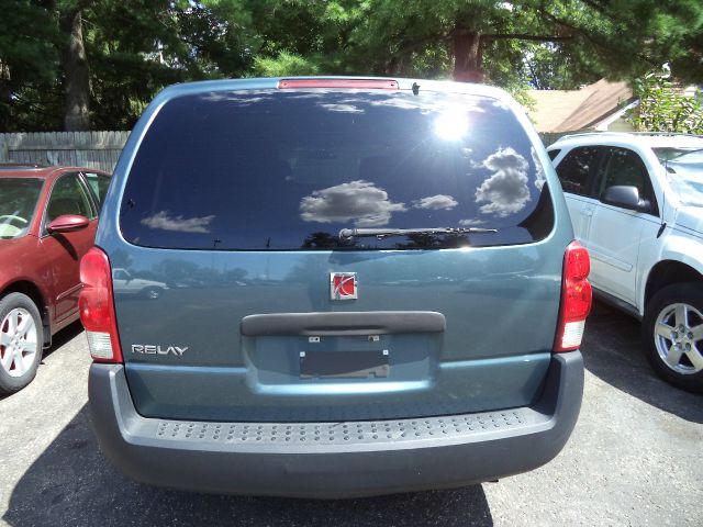 2005 Saturn Relay Limited Pickup 4D 6 1/2 Ft