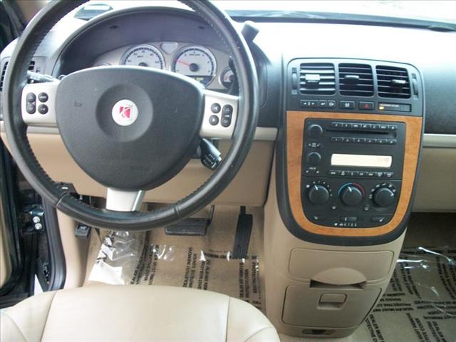 2005 Saturn Relay XLT Sport Utility Pickup 4D