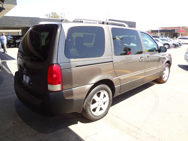 2005 Saturn Relay Limited Pickup 4D 6 1/2 Ft