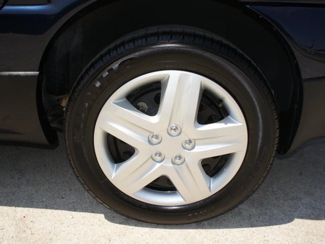 2005 Saturn Relay R/T Coupe