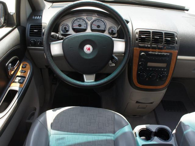 2005 Saturn Relay R/T Coupe