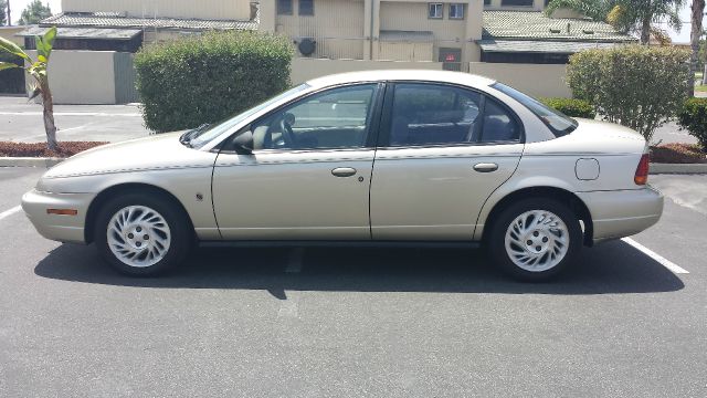 1999 Saturn S-Series AWD T