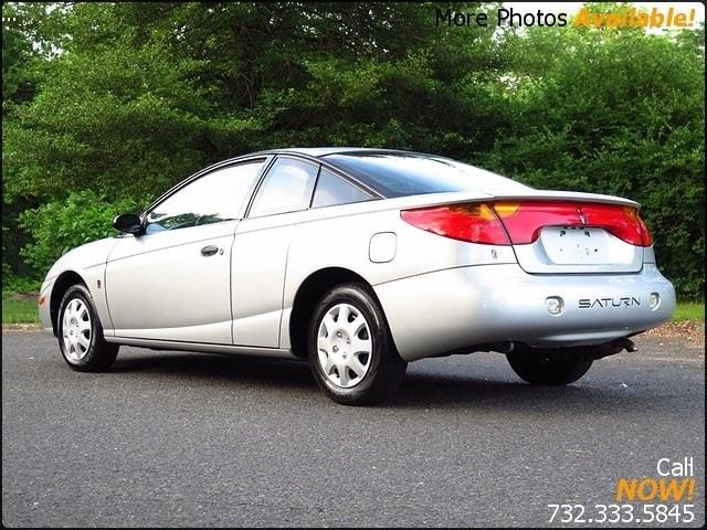 2002 Saturn S-Series 4X4 Sunroof, Leather