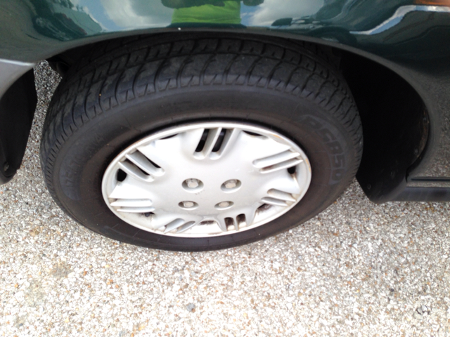 1996 Saturn SL Base S