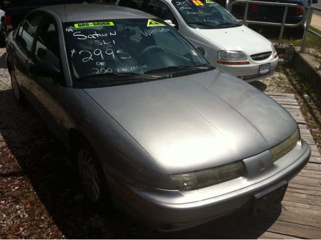 1999 Saturn SL XLS