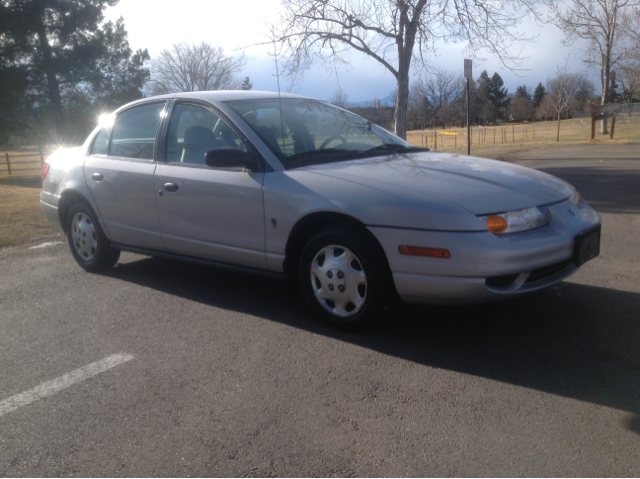 2001 Saturn SL Base S