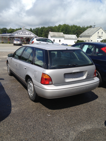 2000 Saturn SW H1