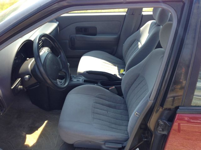 1995 Saturn S Series Base S