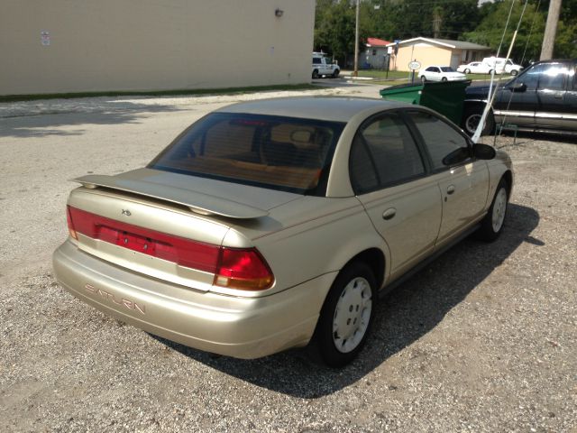 1997 Saturn S Series XLS
