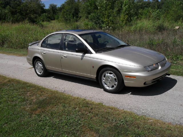 1997 Saturn S Series XLS