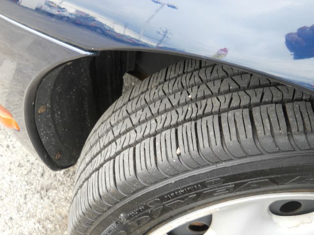 1997 Saturn S Series ST Crew Cab