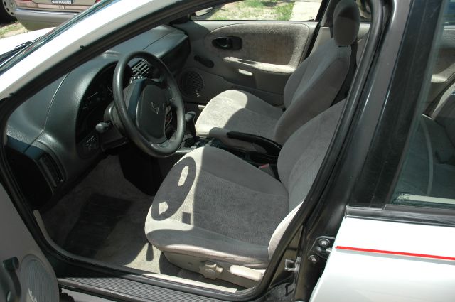 1998 Saturn S Series XLS