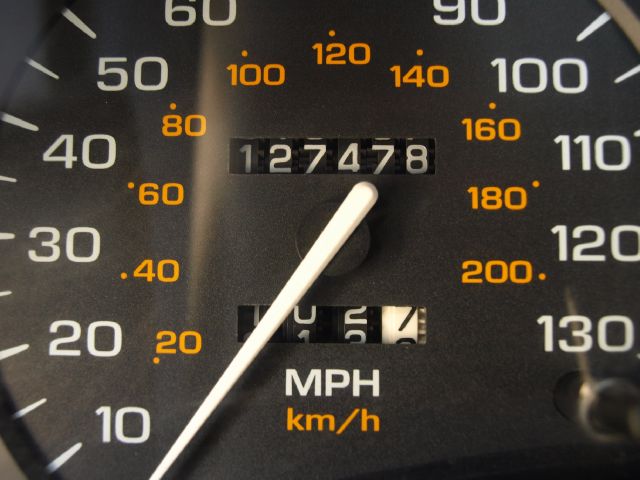 1998 Saturn S Series XLS