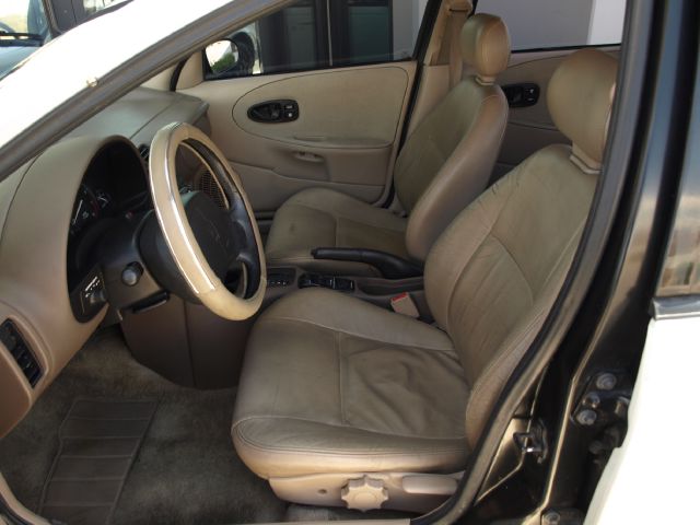 1998 Saturn S Series XLS