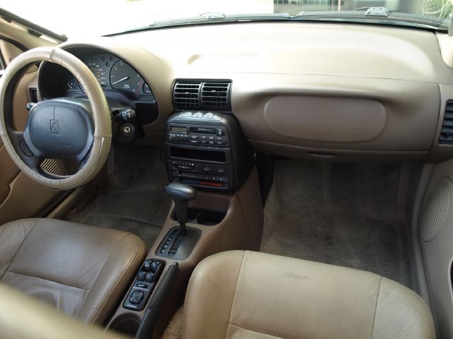 1998 Saturn S Series XLS