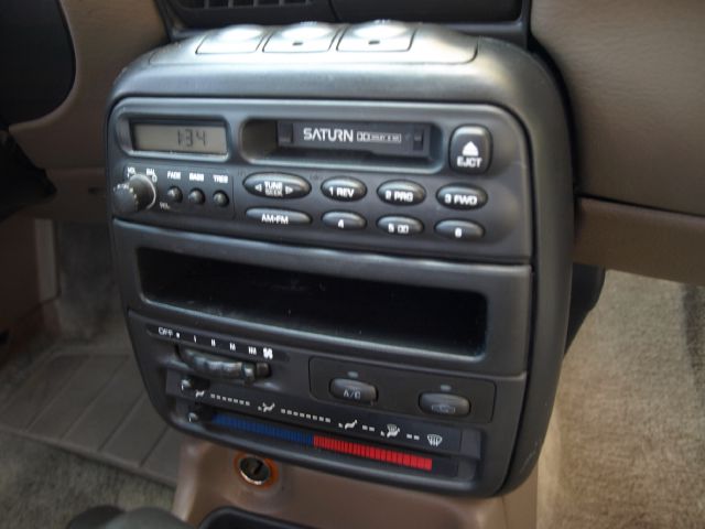 1998 Saturn S Series XLS