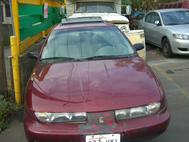 1998 Saturn S Series XLS