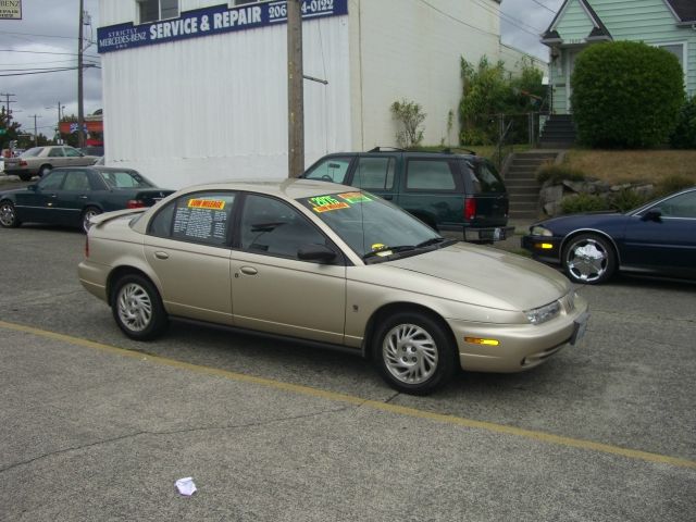 1999 Saturn S Series XLS
