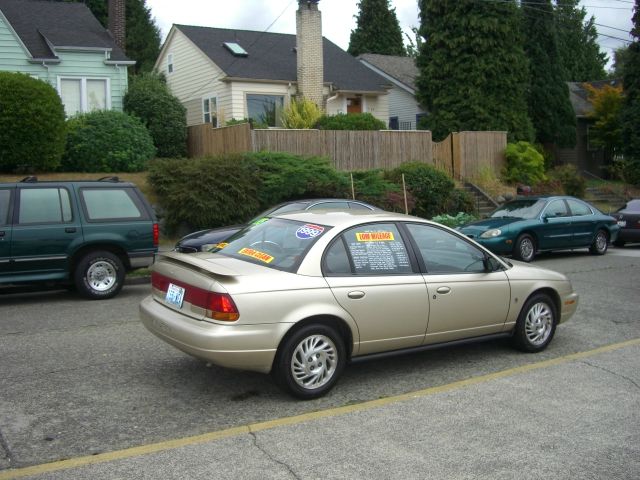 1999 Saturn S Series XLS