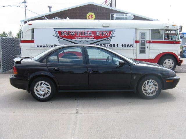 1999 Saturn S Series XLS