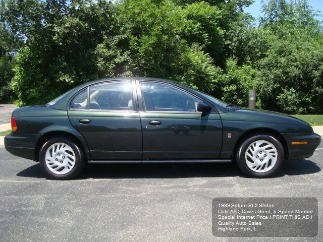 1999 Saturn S Series XLS