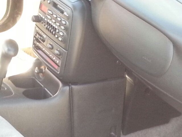 1999 Saturn S Series Base S