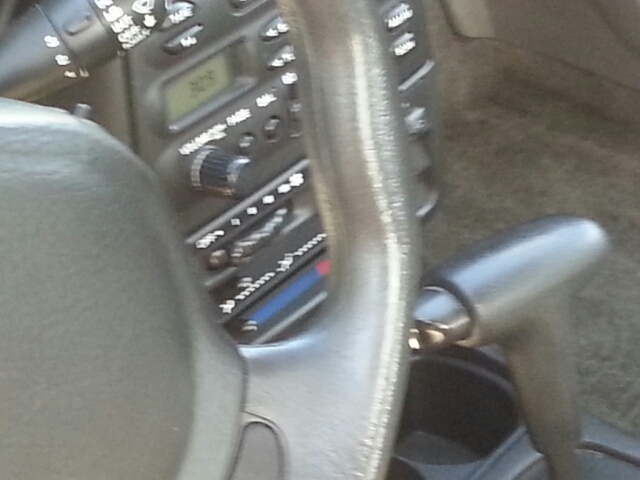 1999 Saturn S Series Base S