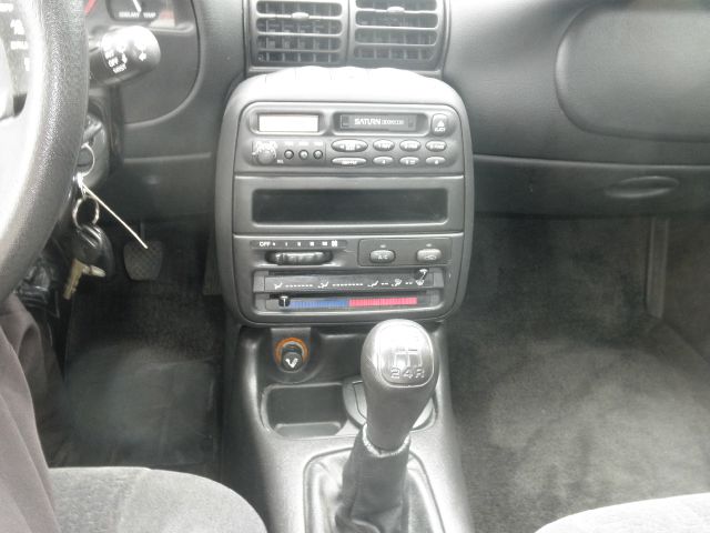 1999 Saturn S Series XLS