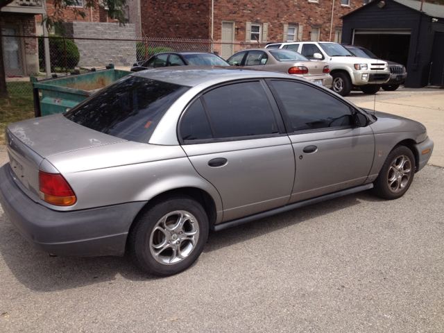 1999 Saturn S Series Base S