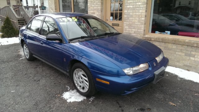 1999 Saturn S Series XLS