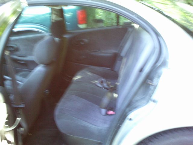 1999 Saturn S Series XLS