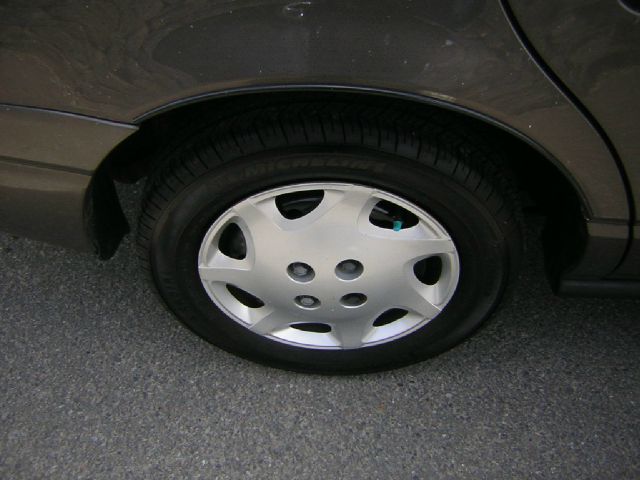 2000 Saturn S Series Base S