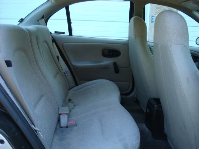 2000 Saturn S Series Base S