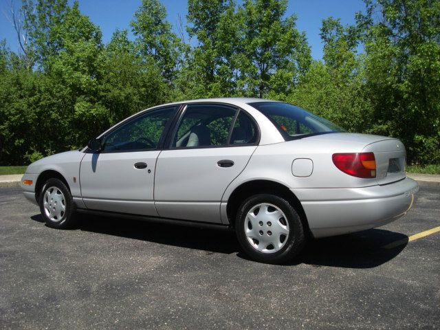 2000 Saturn S Series Base S