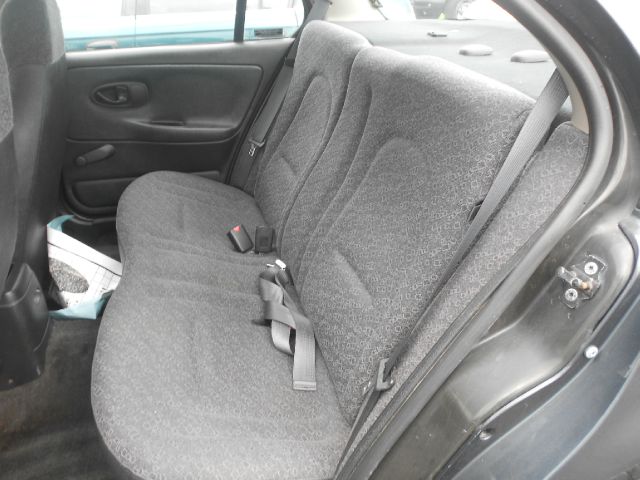 2000 Saturn S Series Base S