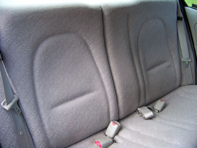 2000 Saturn S Series Base S