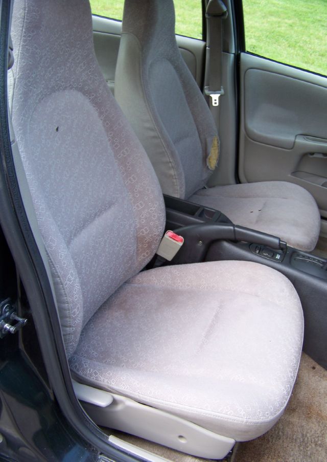2000 Saturn S Series Base S