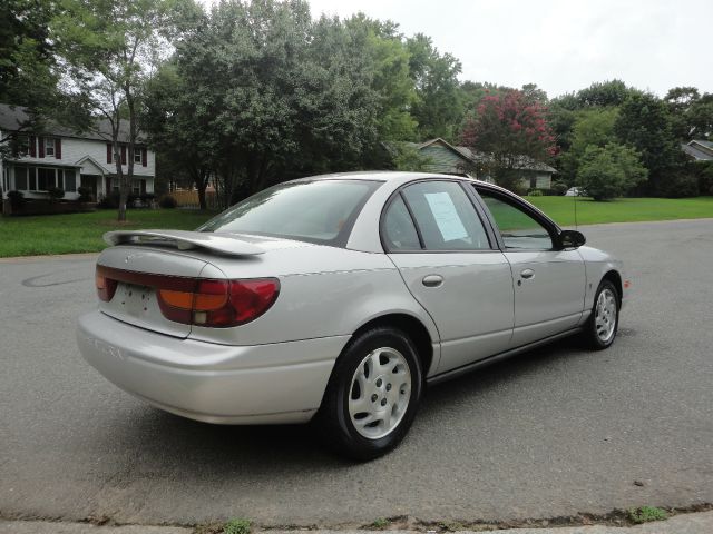 2001 Saturn S Series XLS