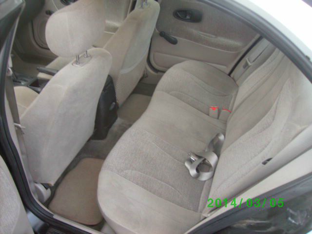 2001 Saturn S Series XLS