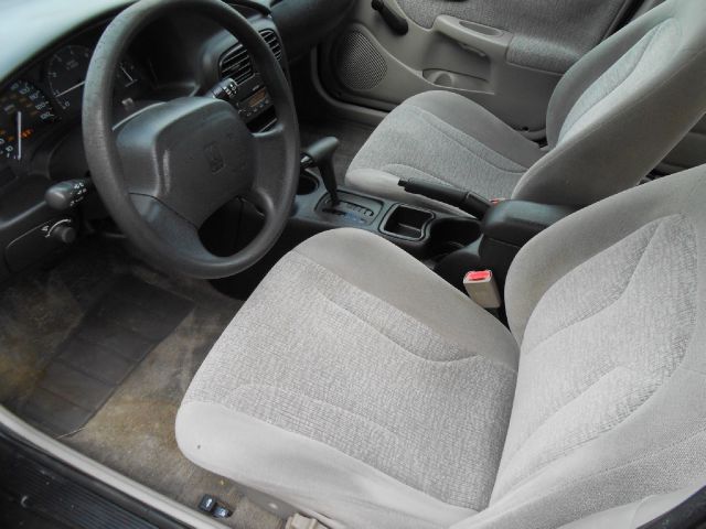 2001 Saturn S Series XLS