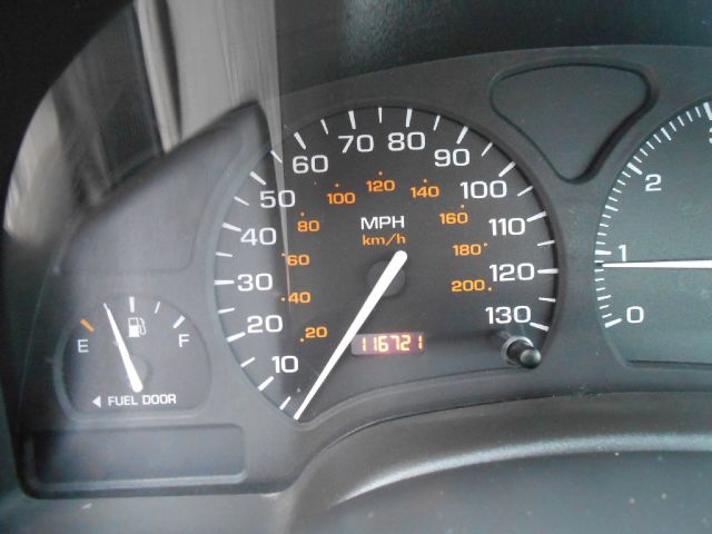 2001 Saturn S Series XLS