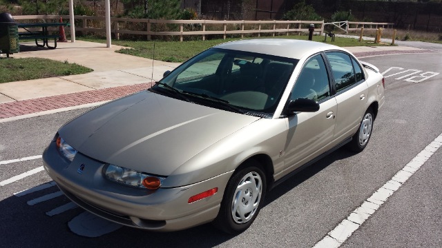 2001 Saturn S Series XLS