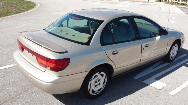 2001 Saturn S Series XLS