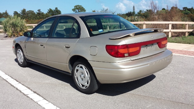 2001 Saturn S Series XLS