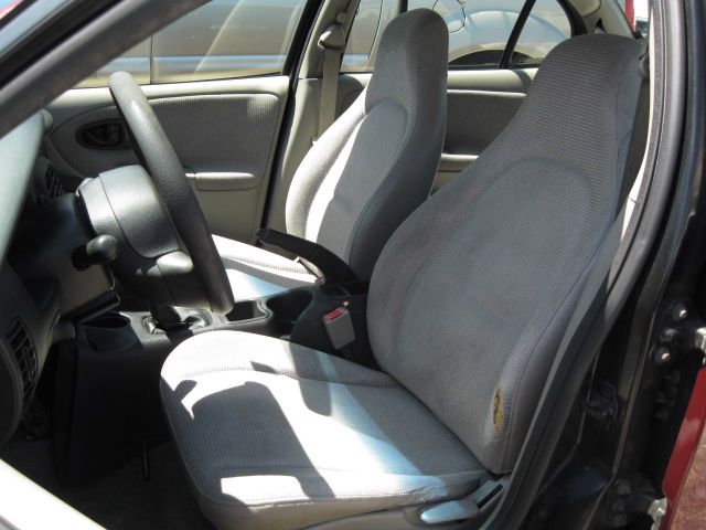 2002 Saturn S Series LS S