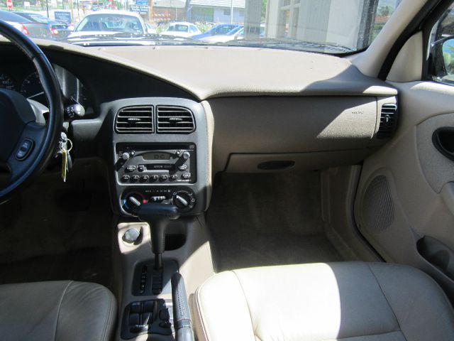 2002 Saturn S Series Unknown