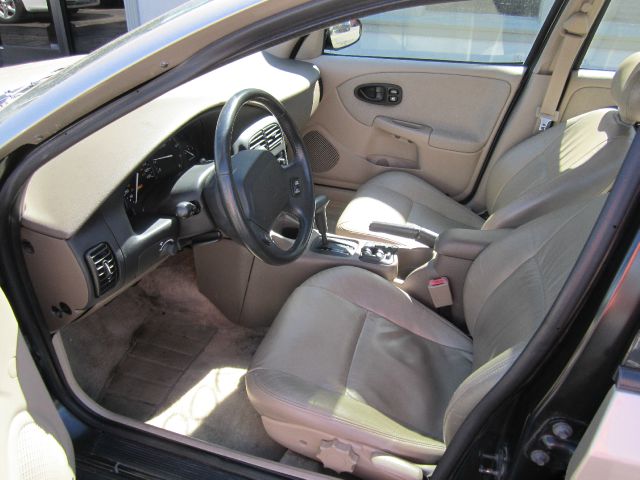 2002 Saturn S Series Unknown