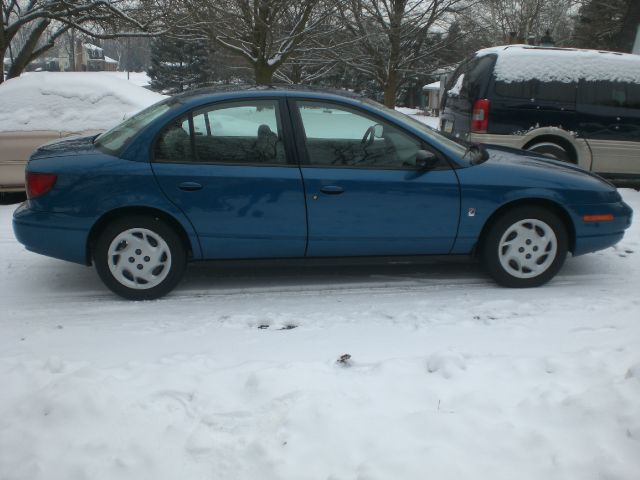 2002 Saturn S Series XLS