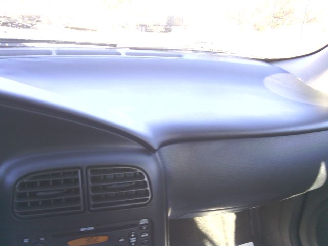 2002 Saturn S Series XLS