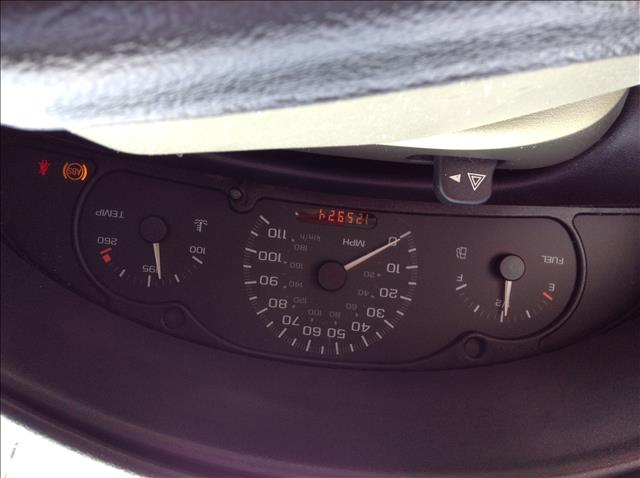 2002 Saturn S Series Base S